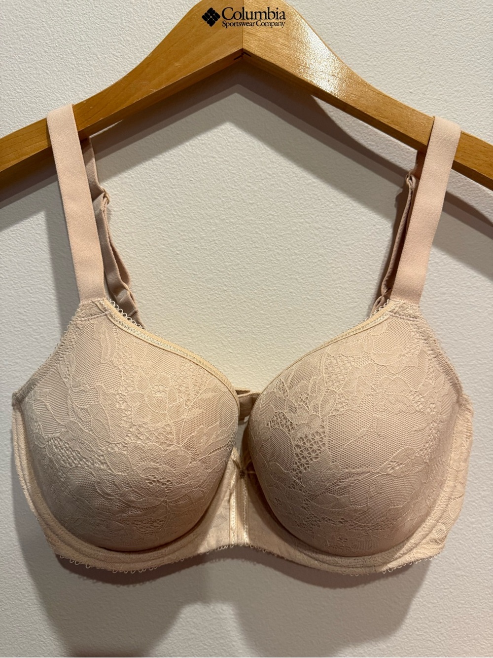Wacoal Nude Lace Underwire Bra